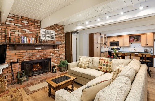 Aspen Apartamento | Chateau Chaumont & Dumont Condominiums by Frias