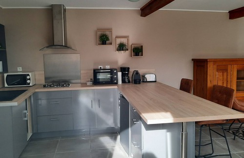 Pelissanne Cabaña | Chateau / Country House