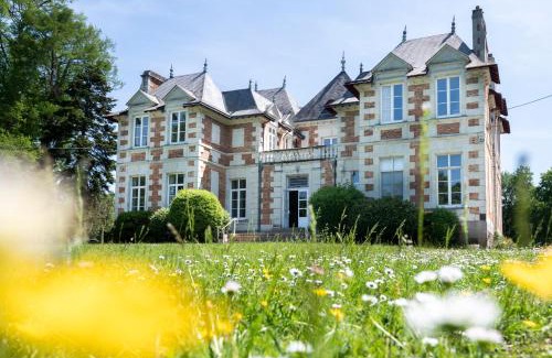 Saint-Aignan-Grandlieu Otro | Chateau De La Plinguetiere