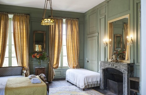 Omey Otro | Chateau De Jaques - Quince Habitaciones , Capacidad 31