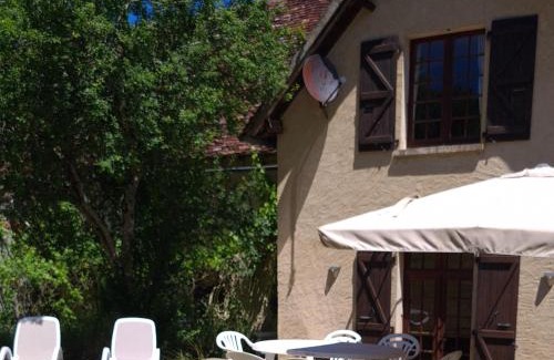 Carlucet Otro | CHATEAU DE LACOMTE COUNTRY CLUB