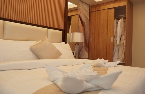 Baguio Hotel | Chateau de Maisons Suites