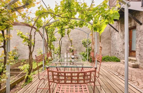 Arbin Casa | Chateau De Merande
