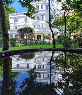 Puli Casa | Chateau de Olliere