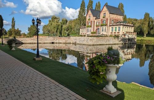 Quesmy Cama Y Desayuno | Chateau de Quesmy