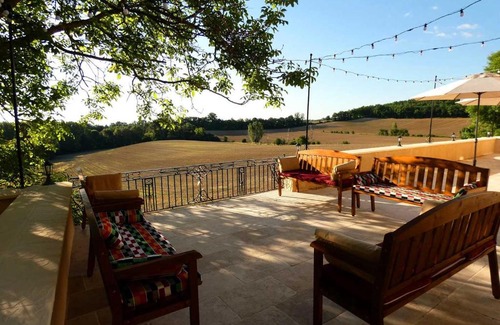 Serignac-Peboudou Cama Y Desayuno | Chateau des Mautors