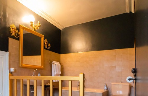 Bouffere Otro | Chateau du Hallay