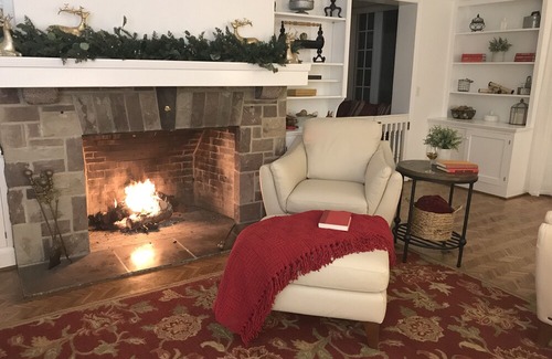 Honeoye Falls Casa | Chateau du Marchand