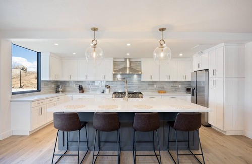 Temecula Casa | Chateau Evie James -high End Luxury Home W/pool,hot Tub,gameroom 5 Bedroom Home by RedAwning