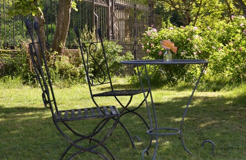 La Perche Cabaña | Chateau Igny le ofrece 3 casas rurales diferentes para unas vacaciones rurales y tranquilas: PATIO
