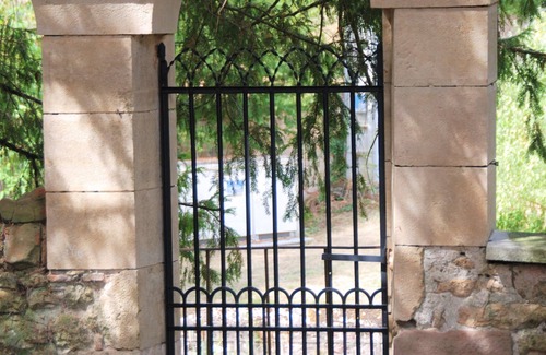 La Perche Cabaña | Chateau Igny le ofrece 3 casas rurales diferentes para unas vacaciones rurales y tranquilas: PATIO