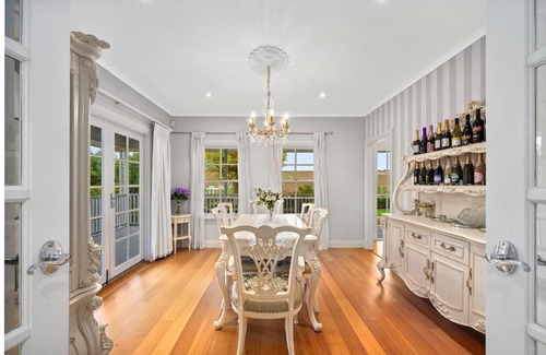 Aldinga Casa | Chateau in the Vines by Wine Coast Holiday Rentals