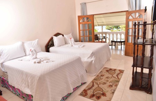 Montego Bay Cama Y Desayuno | Chateau Margarite Hotel