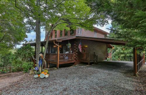 Mineral Bluff Casa | Chateau Relaxeau Breathtaking Spacious Mountain Home on Paved Road