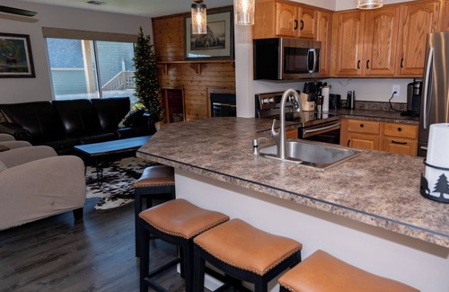 Hidden Valley Condominio | Chateau W a Ski-in Ski-out upscale 2-bedroom condo