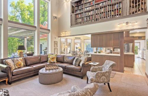 Snowbird Casa | Chateau Woodlands in Salt Lake with Guesthouse and Hot Tub
