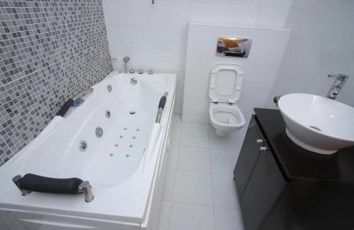 Ofin Hotel | Chateux De Atlantique Hotel