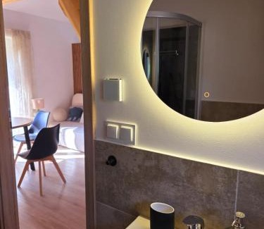 Uscie Gorlickie Complejo | Chatka Niedźwiadka domki w górach z sauną i jacuzzi w cenie