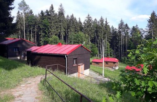 Valasske Klobouky Otro | Chatový areál Královec