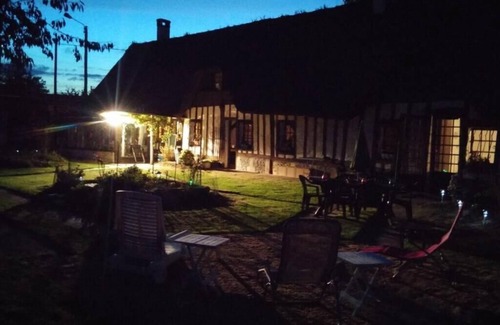 Goupil-Othon Casa | Chaumière du Château d'ô et sa Petite Ferme au Calme a la Campagne