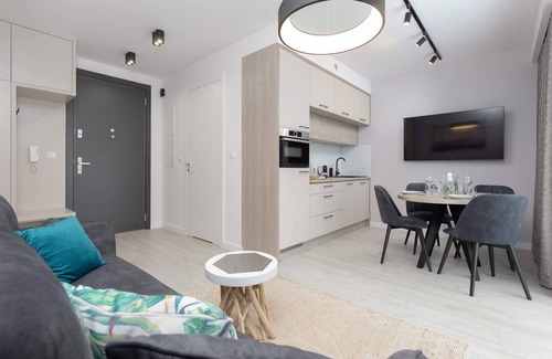 Uniescie Apartamento | Chełmońskiego 1 | Mielno Apartment | Parking