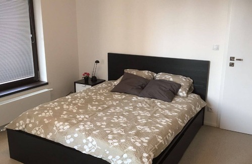 Prague 10 Apartamento | Apartamento tranquilo y barato! acceso rápido