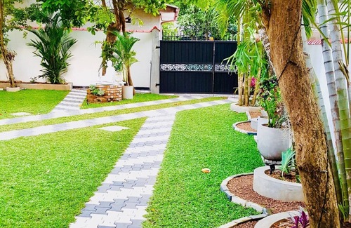 Aluthgama Casa | Alquiler barato vacaciones, vacaciones en Sri Lanka, 1-8 persona