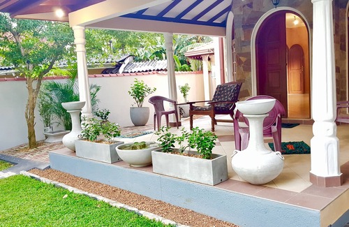 Aluthgama Casa | Alquiler barato vacaciones, vacaciones en Sri Lanka, 1-8 persona
