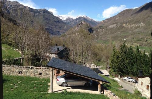 Villanova Casa | CHECK-IN CASAS Borda Blaner