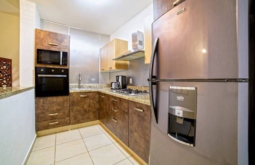 Díaz Ordaz Condominio | Ubicación perfecta en Versalles Terraza y Alberca!