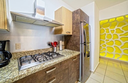 Díaz Ordaz Condominio | Ubicación perfecta en Versalles Terraza y Alberca!