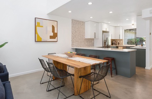 Sunrise Vista Chino Condominio | Check out our Low Summer Rates!