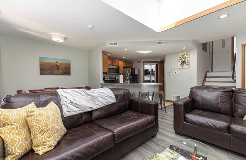 The Galena Territory Condominio | Check the Fall Colors @ Green View Getaway - Dog Friendly & Steps to Golf!