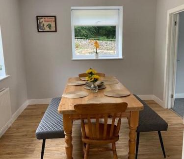 Compton Martin Casa | Cheddar Head Bungalow