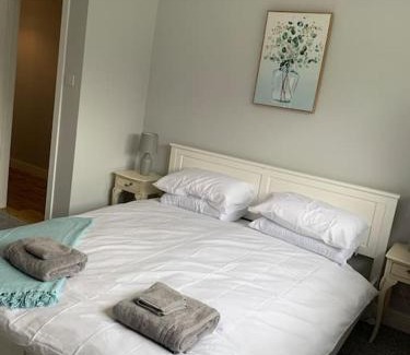 Compton Martin Casa | Cheddar Head Bungalow