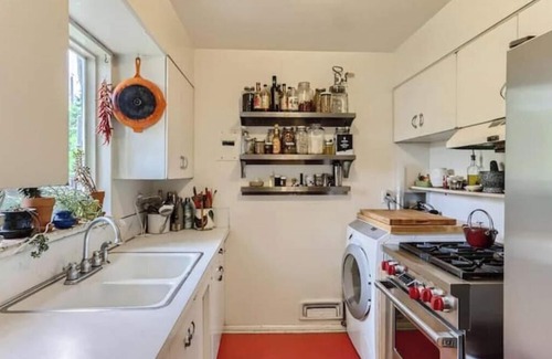Old North Boulder Casa | Cheerful 1BDR home in North Boulder