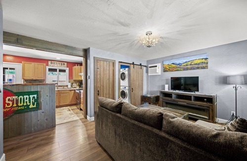 Montrose Cabina | Cheerful 2 bedroom cabin close to the hospital