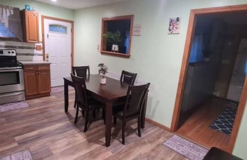 Copiague Casa | Cheerful 2-Bedroom Home With On Premises Parking