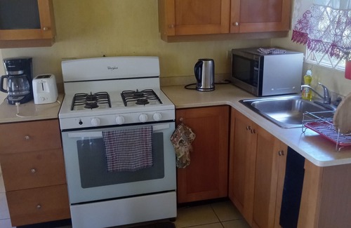 Falmouth Casa | Cheerful 2-Bedroom Home in Falmouth Garden