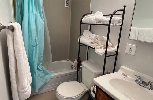 Saskatoon Casa | Cheerful 2beds home(15% off over 30D)