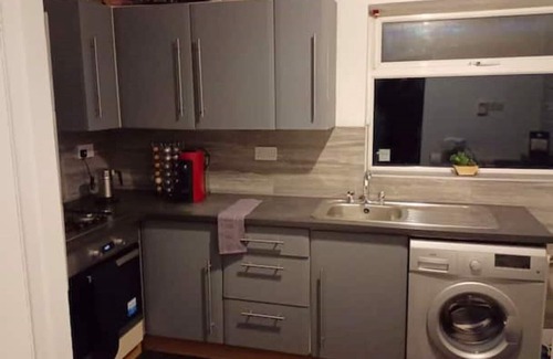Newark upon Trent Casa | Cheerful 3 Bedroom Apartment