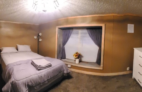 Friendship Casa | Cheerful 3-bedroom home with lots of outdoor space