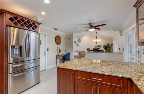 Greenview Shores Casa | Cheerful 3 Bedroom Home less than a mile to WEF