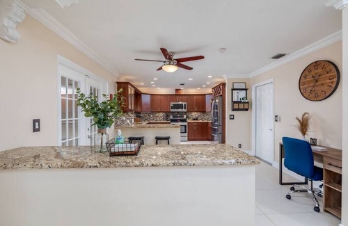 Greenview Shores Casa | Cheerful 3 Bedroom Home less than a mile to WEF