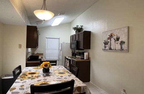 Buckingham Estates Casa | Cheerful 3 Bedroom Home w/Parking in Central South Austin Pet Stays for Free !