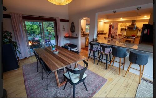 Trinidad Casa | Cheerful 3 bedroom home nestled in the redwoods