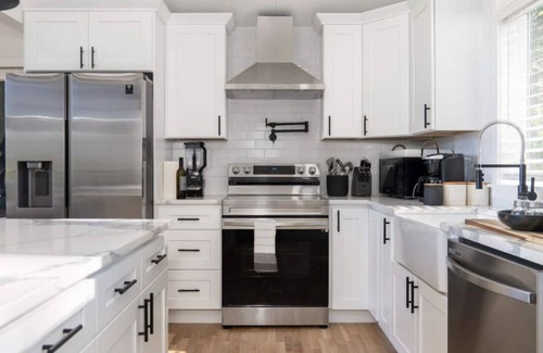 Picnic Point-North Lynnwood Casa | Cheerful 3 bedroom house with large backyard