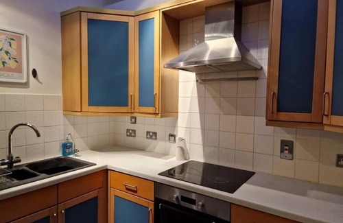 The King's Mile Apartamento | Cheerful 3 bedroom split -level apartment