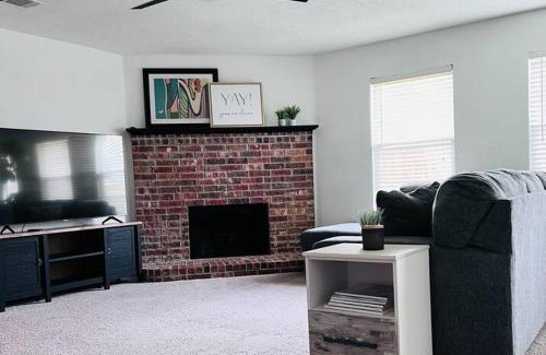 McKinney Casa | Cheerful 3 Bedroom Vacation Home