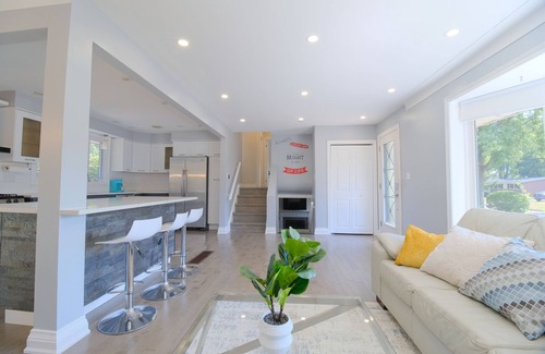 Burlington Casa | Cheerful 3 bedrooms home near Lake Burlington